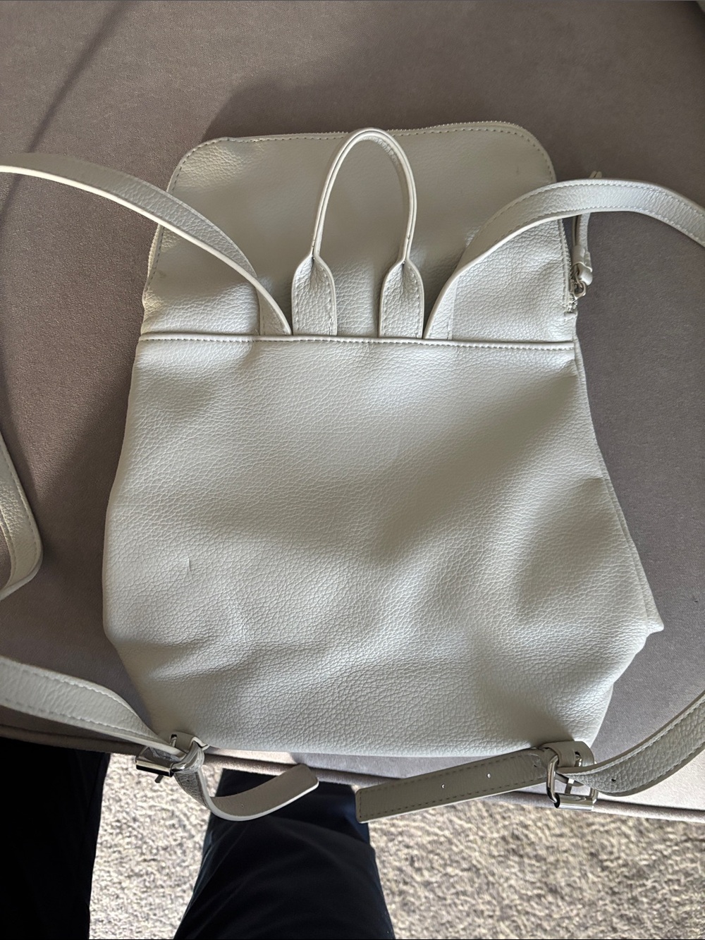 Simons White Minimal Flap Drawstring Backpack - Picture 4 of 7